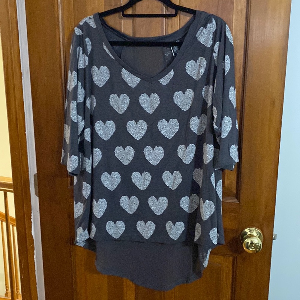 Grey Torrid heart top